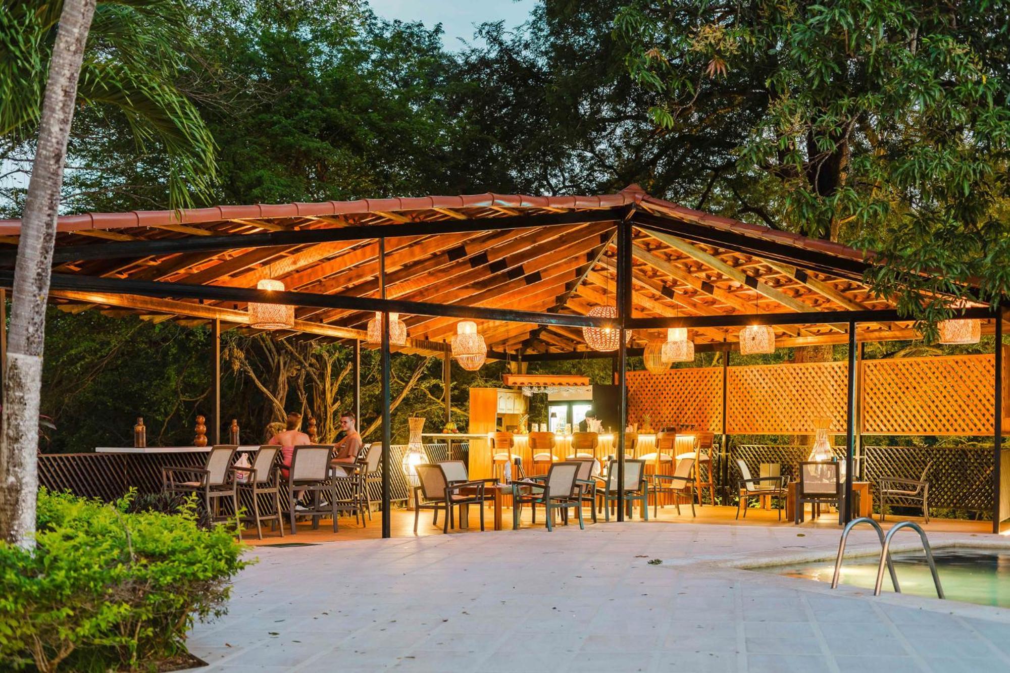 Papagayo Golden Palms Beachfront Hotel Panamá エクステリア 写真